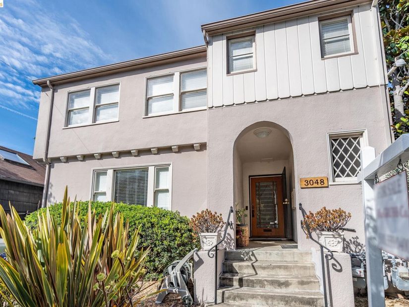 3048 Halcyon Ct, Berkeley CA 94705