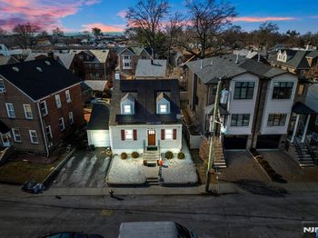789 Harvard Place