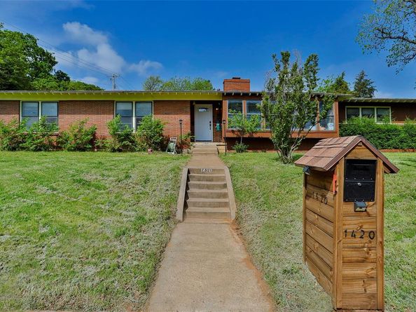 1420  Lake Shore Drive , Fort Worth Texas 76103