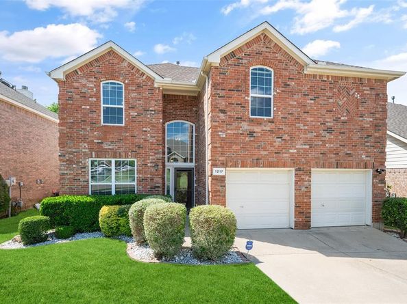 1217  Mackey Street , Garland Texas 75040