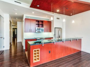 2600 W 7th Street 