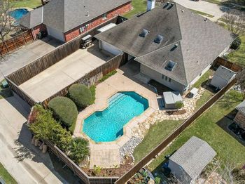 2405  Powderhorn Drive 