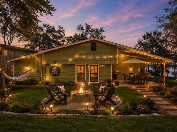 9520  Heron Drive , Fort Worth Texas 76108