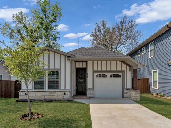 326 S Main Street , Cedar Hill Texas 75104