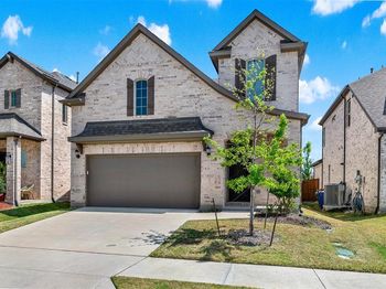 3124  Greenbriar Drive 