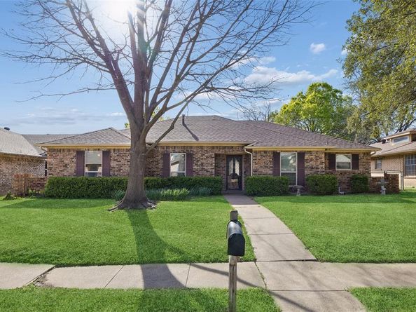 810  Meadowgate Drive , Garland Texas 75040