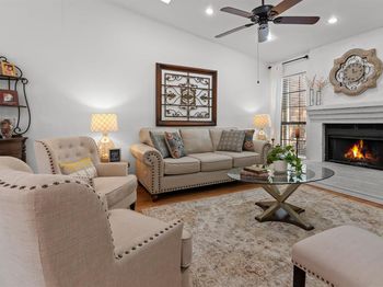 2116  Cottage Oak Lane 