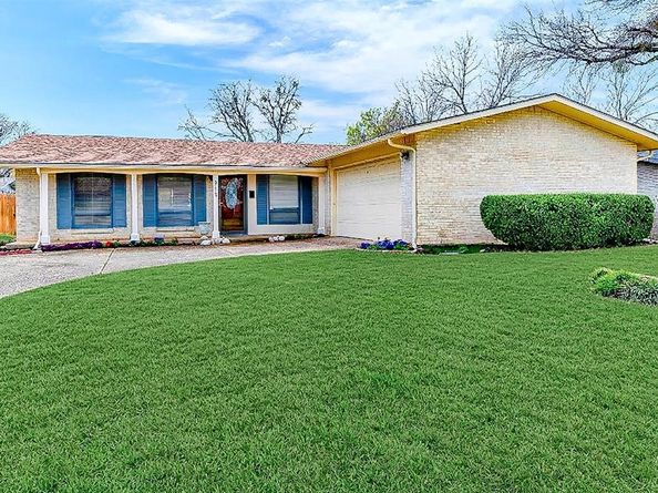 915  Warren Way , Richardson Texas 75080
