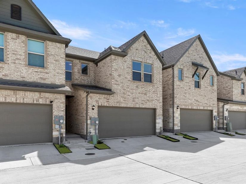 2630  Copper Breaks Street , Dallas Texas 75228