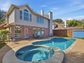 1736  Forest Glen Drive 