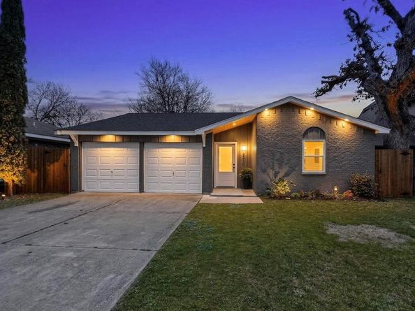 8210  Sussex Street , White Settlement Texas 76108