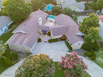 6101  Circleview Drive 
