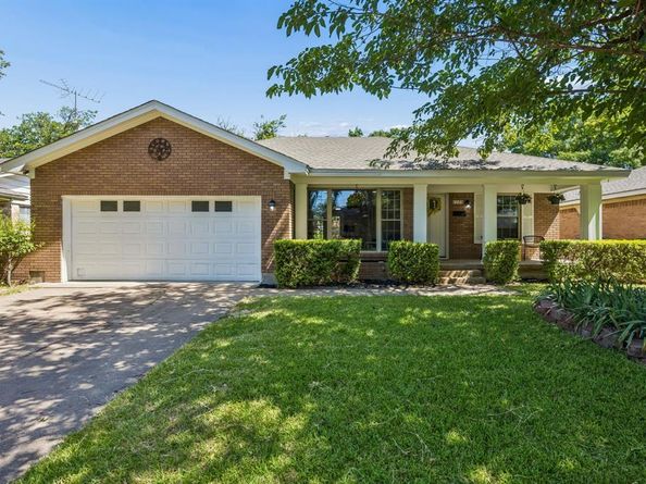 1725  Bardfield Avenue , Garland Texas 75041
