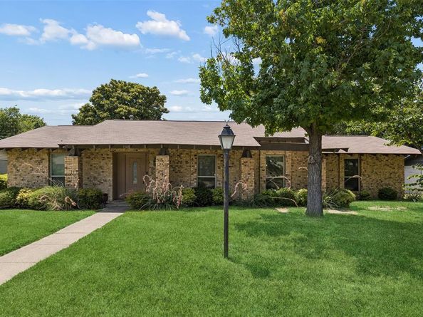 13141  Rosser Road , Farmers Branch Texas 75244