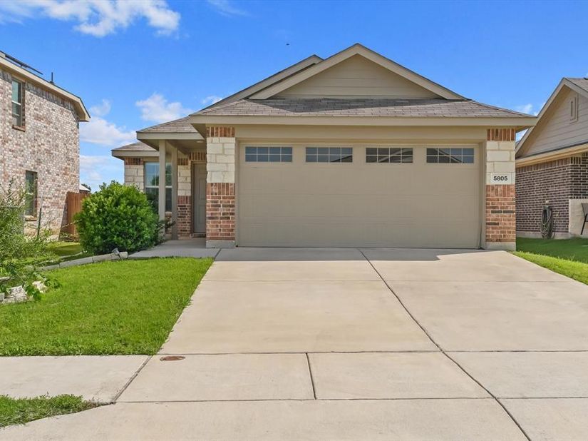 5805  Honey Creek Street , Fort Worth Texas 76179