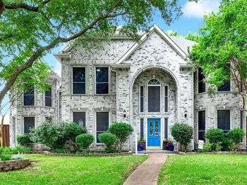 3303  Stonehenge Drive 