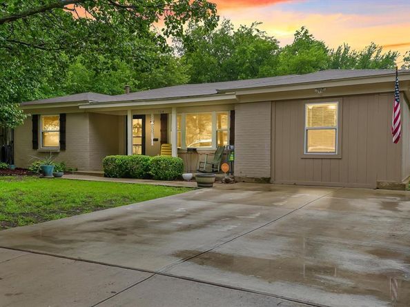 504  Parkside Drive , White Settlement Texas 76108