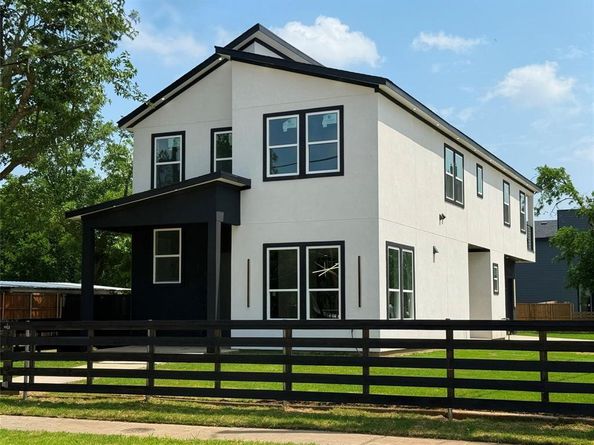 2404  56th Street , Dallas Texas 75241