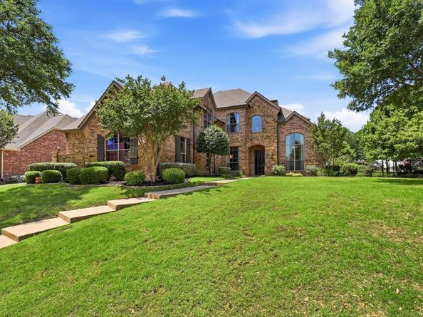8810  Crockett Drive , Argyle Texas 76226