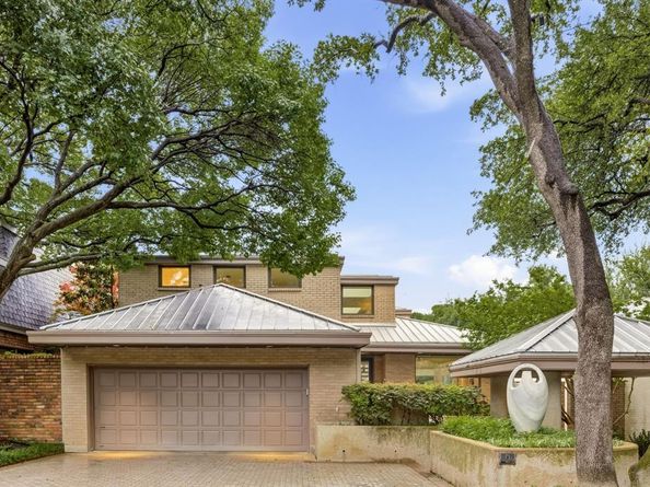 9  Hallshire Court , Dallas Texas 75225