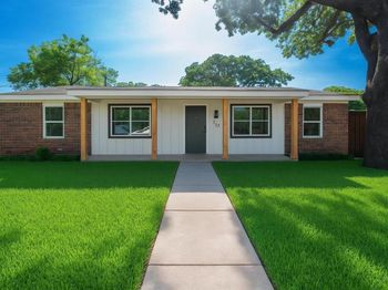 717  Magnolia Street 