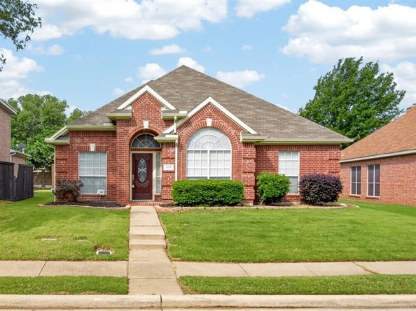 824  High Meadow Court , Lewisville Texas 75077