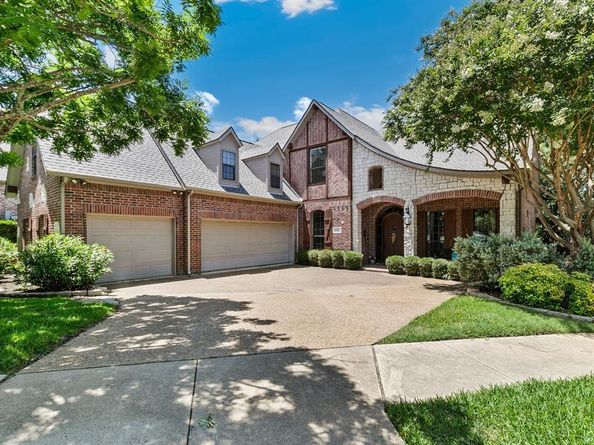 1219  Winding Brook Drive , Garland Texas 75044
