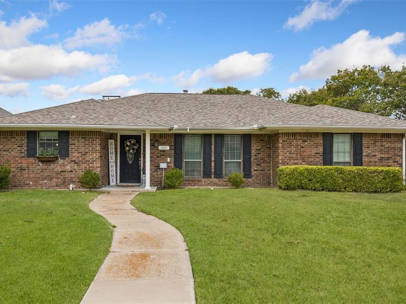 507  Lake Ridge Drive , Allen Texas 75002