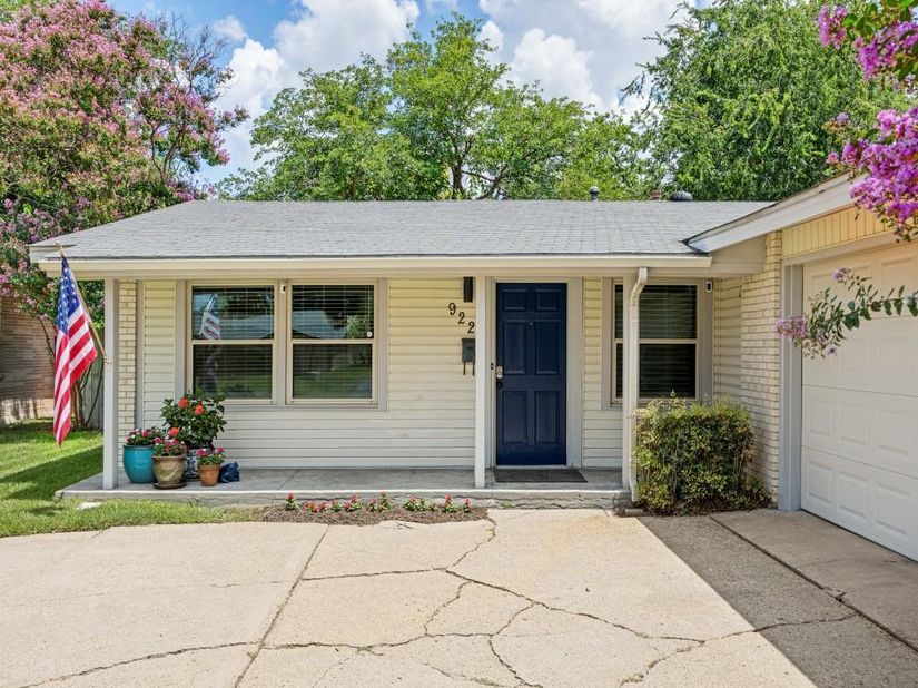 922  Forreston Drive , Richardson Texas 75080
