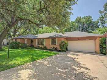 526  Nesbit Court 