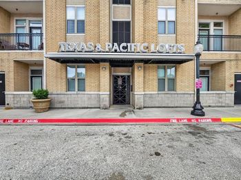 201 W Lancaster Avenue 