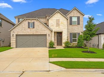 200  Lakeview Drive 