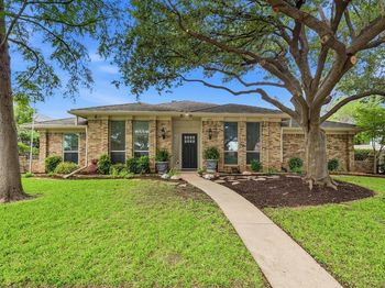 413  Blue Jay Court 