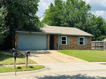 914  Clark Trail 