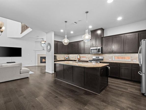 1416  Huntsman Ridge Lane , Arlington Texas 76005