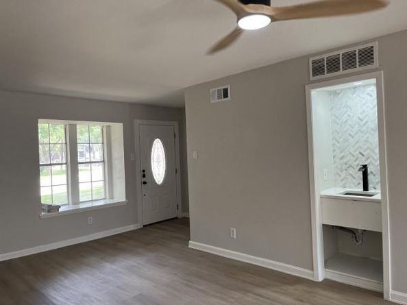 7620  Riverbrook Drive , Dallas Texas 75230