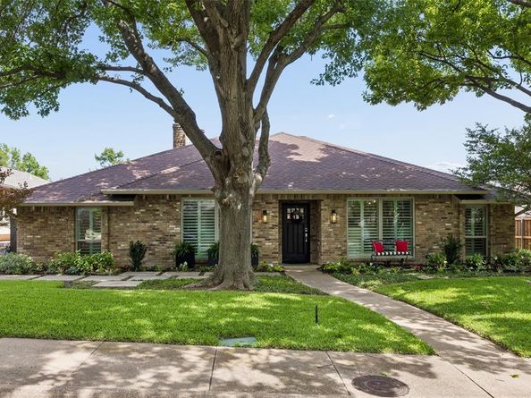 7104  Claybrook Drive , Dallas Texas 75231