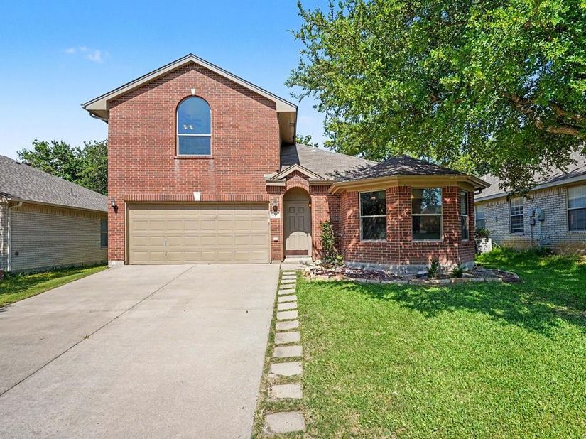 2541  Rivers Edge Drive , Fort Worth Texas 76118