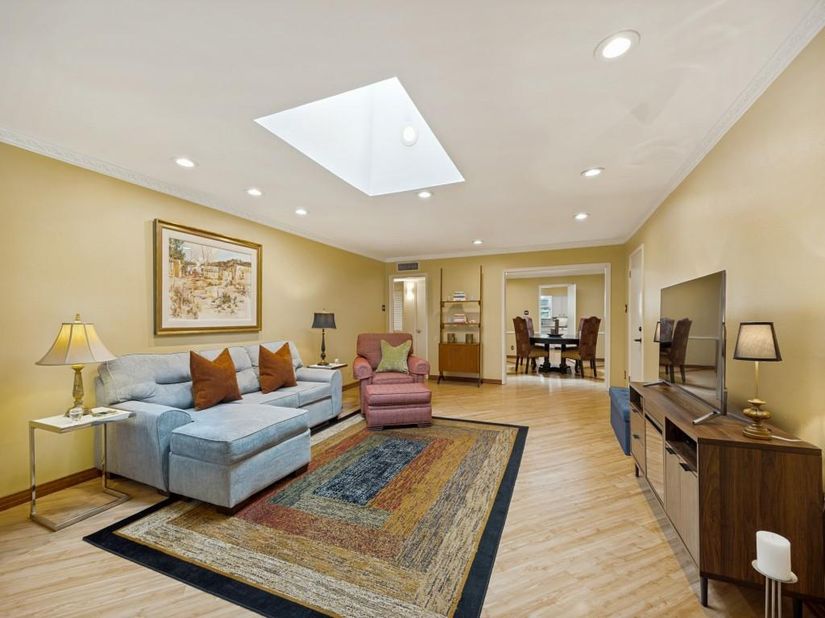 6230  Bandera Avenue  C, Dallas Texas 75225