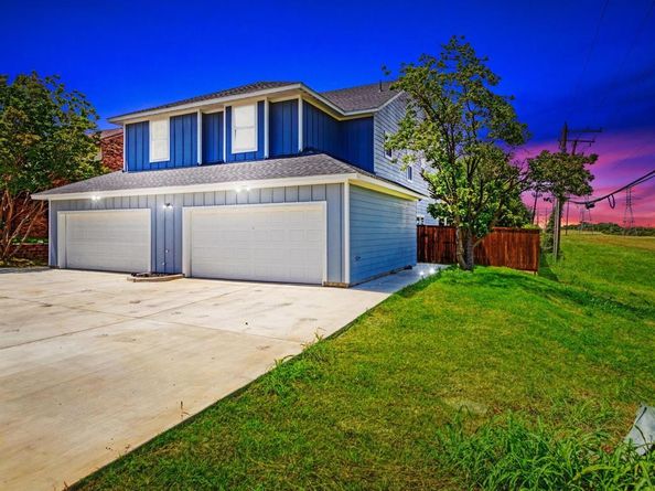 6223  Post Oak Terrace , Fort Worth Texas 76112