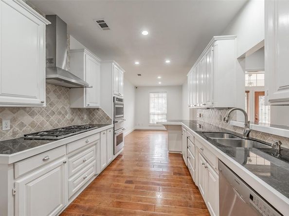 816 S Havenwood Lane , Fort Worth Texas 76112