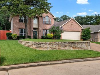 2406  Forest Park Circle 
