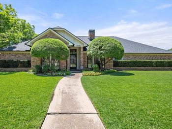 1208  Fairfax Drive 