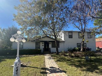 807 N Houston Street 