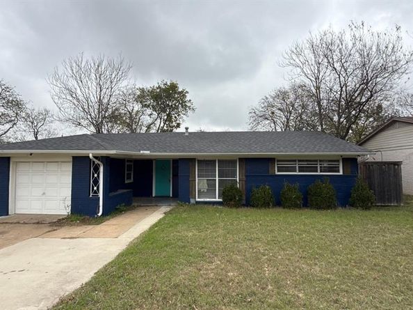 625  Midvale Drive , Dallas Texas 75232