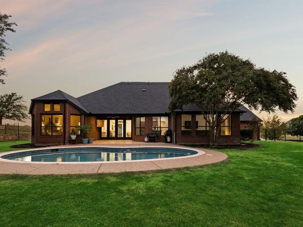 10500  Los Rios Drive , Fort Worth Texas 76179