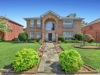 1324  Black Oak Drive 