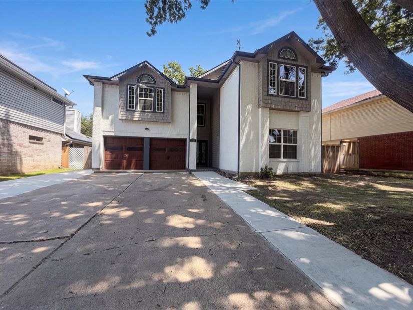 6315  Meadow Glen Drive , Arlington Texas 76018