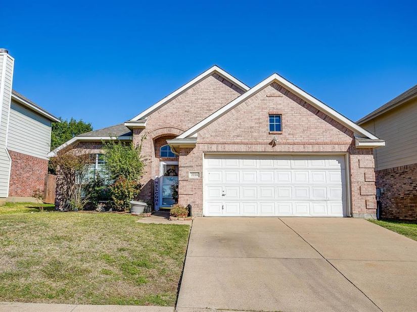 2216  Pacino Drive , Fort Worth Texas 76134