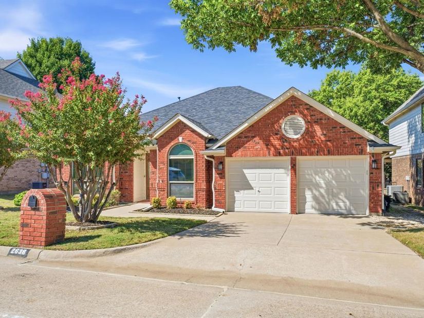 2638  Valley Creek Trail , McKinney Texas 75072